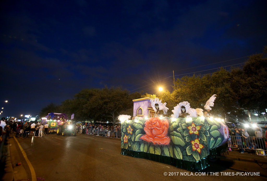 Krewe of Athena 2017 rolls down Metairie route: See photos